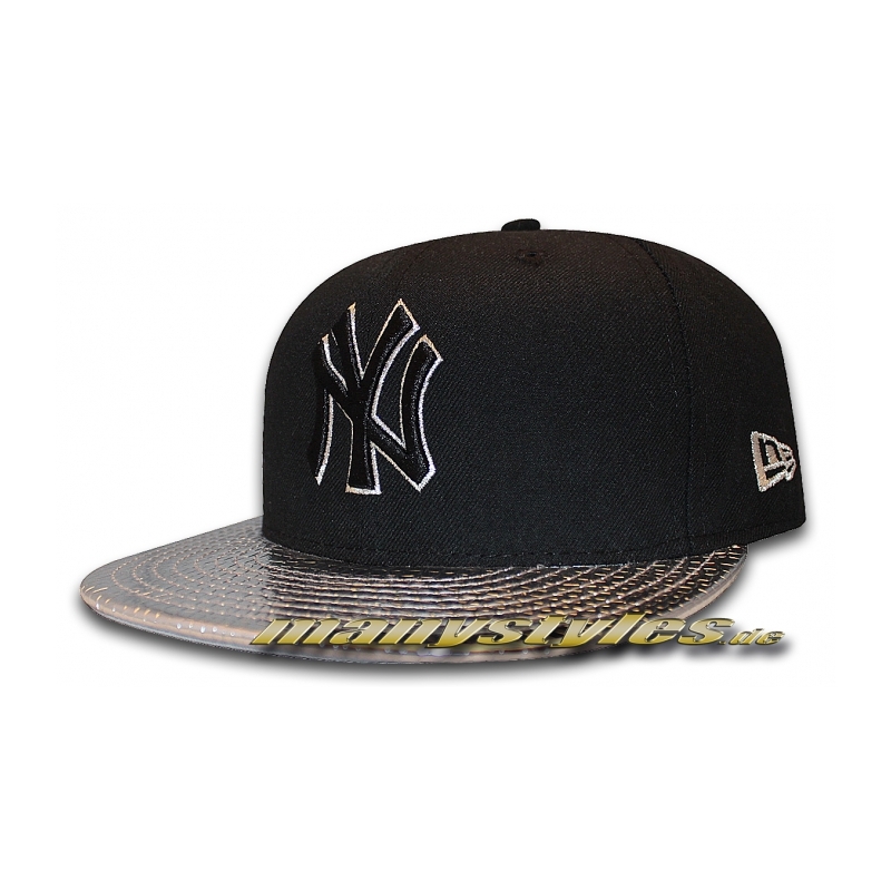 NY Yankees 59FIFTY MLB Metallic Slither Black Silver Cap