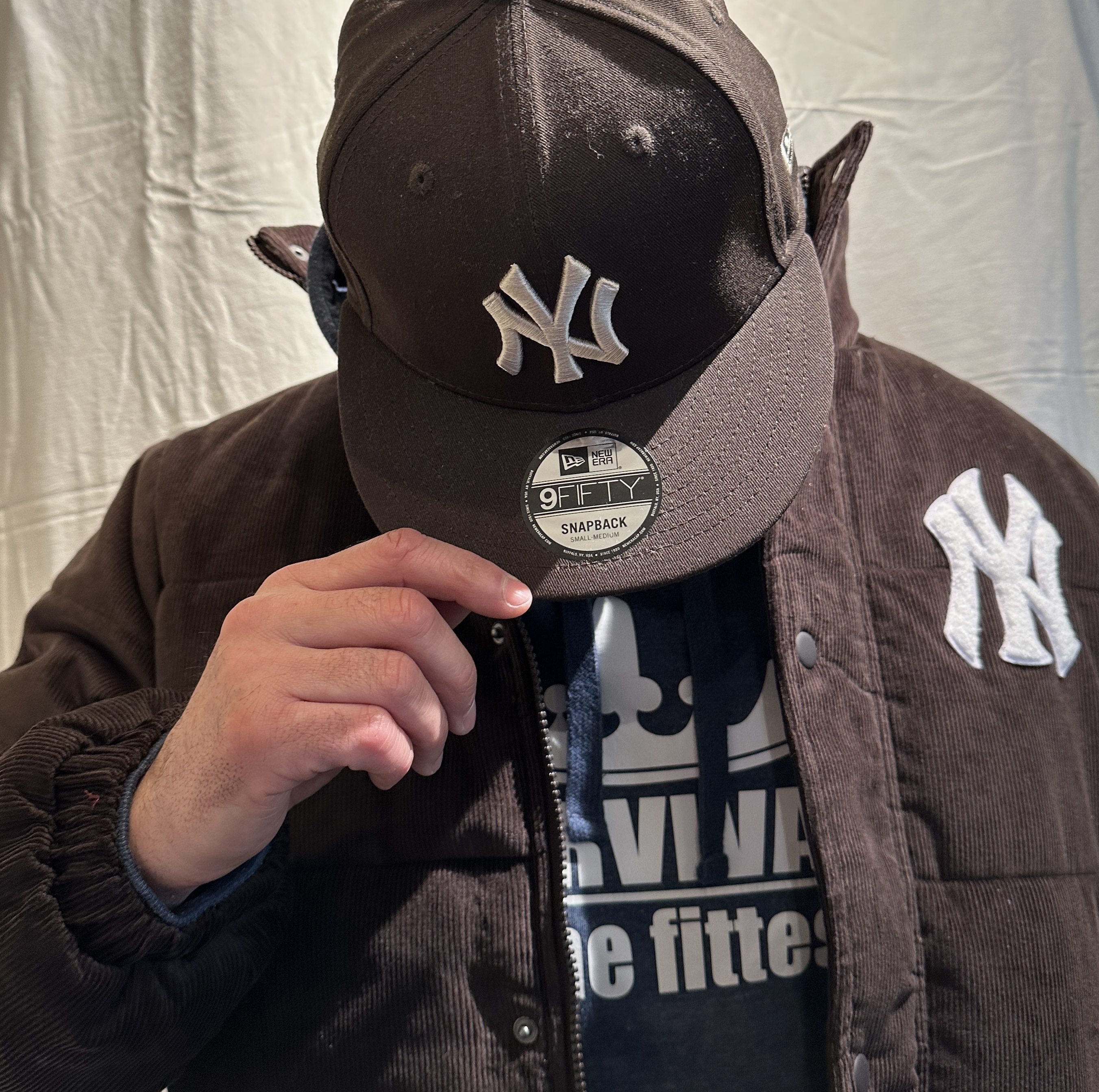 MANYSTYLES NY Yankees MLB Cord Big Coruroy Puffer Jacket Brown Stone Khaki White von New Era