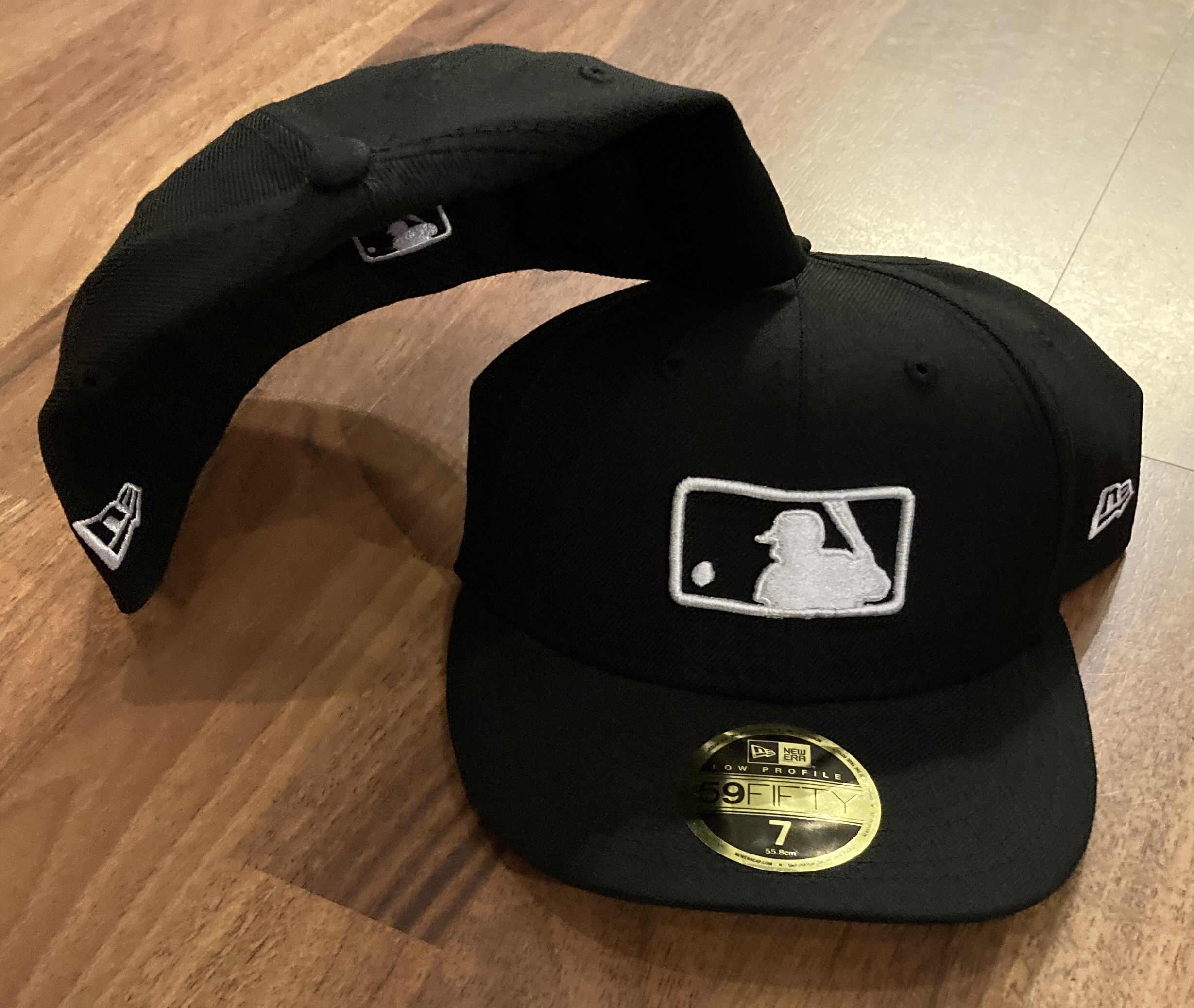 MLB Umpire New Era 59FIFTY exclusive LowPro LowProfile LowCrown Cap in Black White von New Era Backview