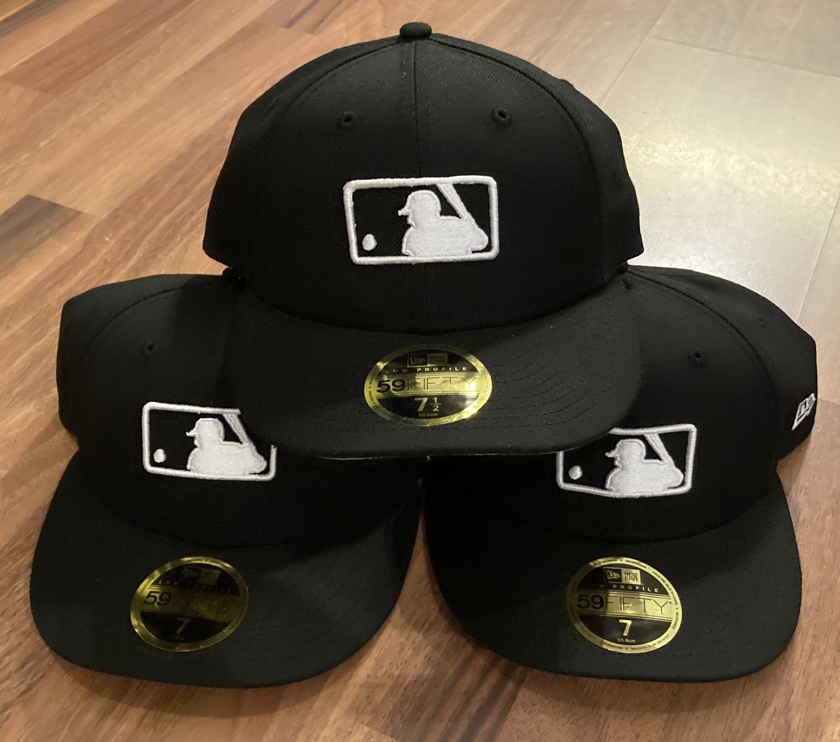 MLB Umpire New Era 59FIFTY exclusive LowPro LowProfile LowCrown Cap in Black White von New Era 