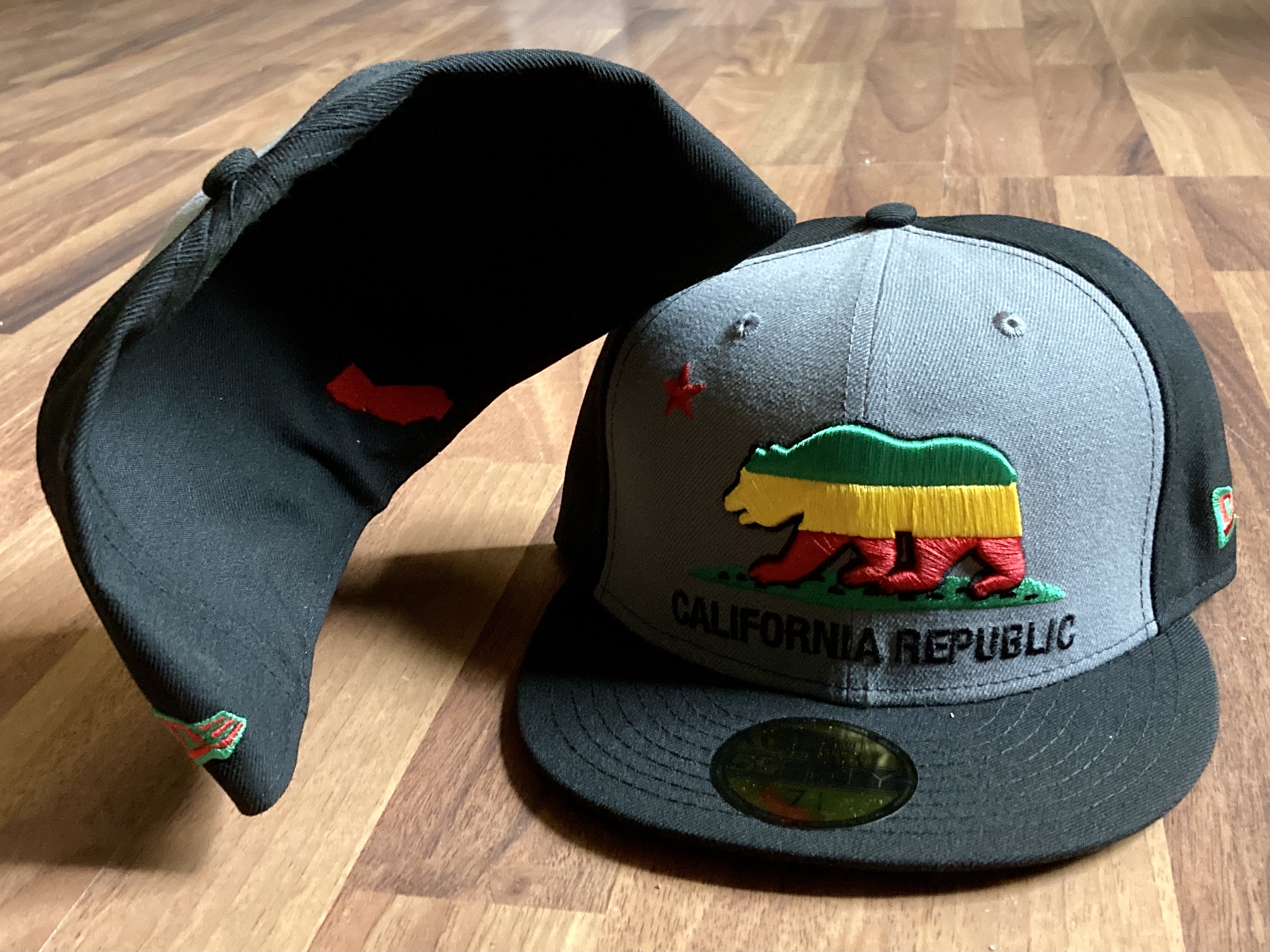 New Era Unlicensed Cap California Republic Cali exclusive Black Graphite Grey Jamaica Ltd ed 59FIFTY