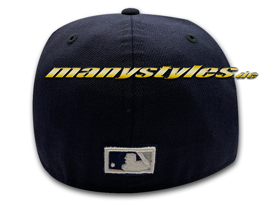 NY Yankees 59FIFTY MLB exclusive 1996 World Series Authentic Lowpro Lowprofile Lowcrown Cap Game Navy White with Grey Undervisor von New Era 1996er Patch Backview HWCLogo