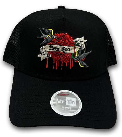 new_era_wms_womens_9forty_trucker_cap_black_front 9FORTY MLB Womens Adjustable Curved Visor Trucker Cap Black Red White von New Era