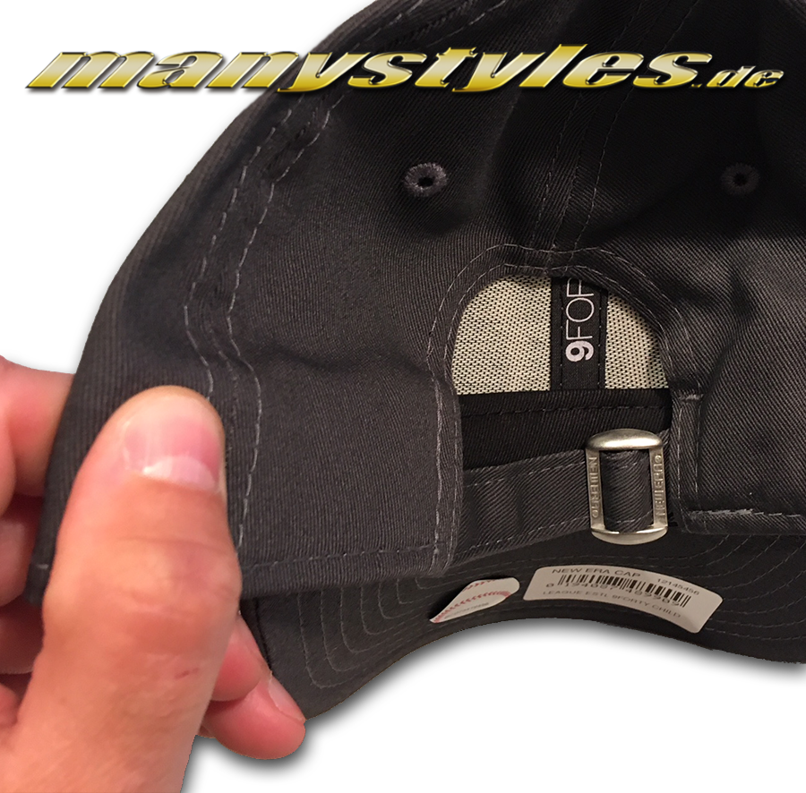 manystyles_de_new_era_ny_yankees_mlb_9forty_adjustable_curved_visor_cap_league_essential_940_kids_jr_child_toddler_youth_graphite_grey_white_r-ckseite_adjustableverschluss NY Yankees 9FORTY MLB League Essentials Curved Visor Adjustable Cap Kids von New Era Rückseite Adjustableverschluss