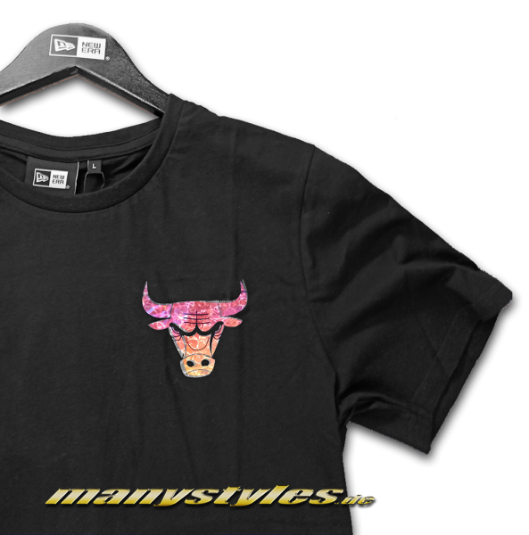 Chicago Bulls NBA Tee T-Shirt Back Body Print Wtr Black Red Water Reflection von New Era Detail Front