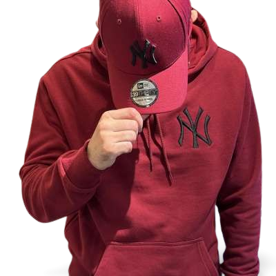 NY Yankees MLB league Essential Hooded Cardinal Red Black von New Era Backview Front FrontA