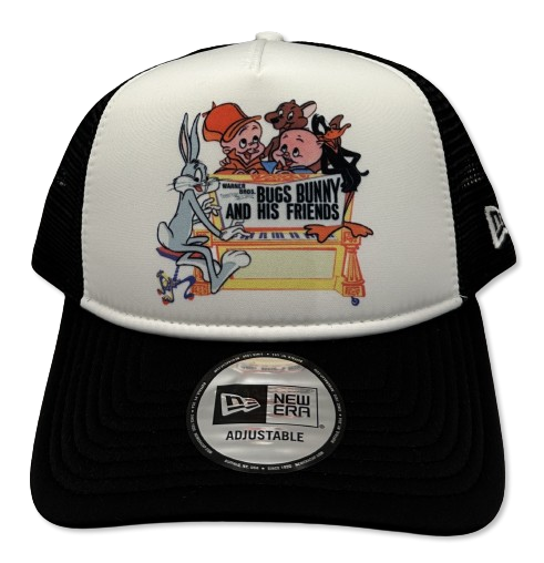 Warner Bros Looney Tunes Looney Tunes Bugs Bunny and his FriendsTrucker Adjustable Cap Black White von New Era